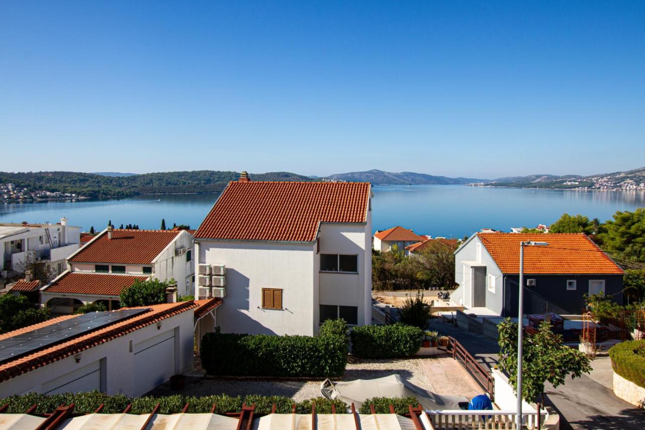 Villa Bianca Trogir Exterior photo