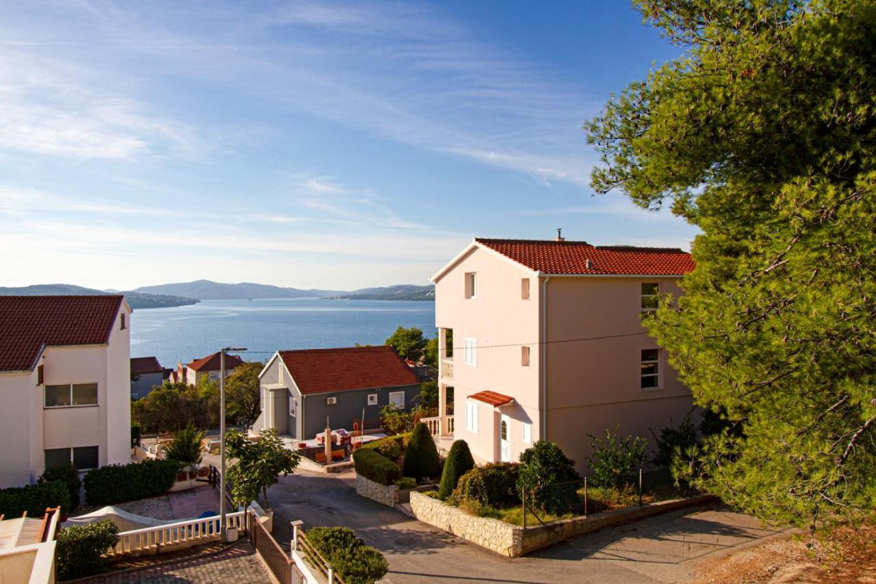 Villa Bianca Trogir Exterior photo