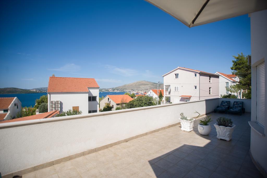 Villa Bianca Trogir Exterior photo